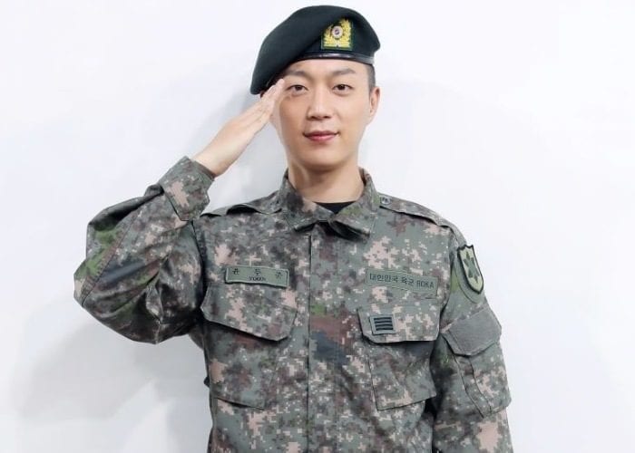 Юн Дуджун (Highlight) завершил службу в армии