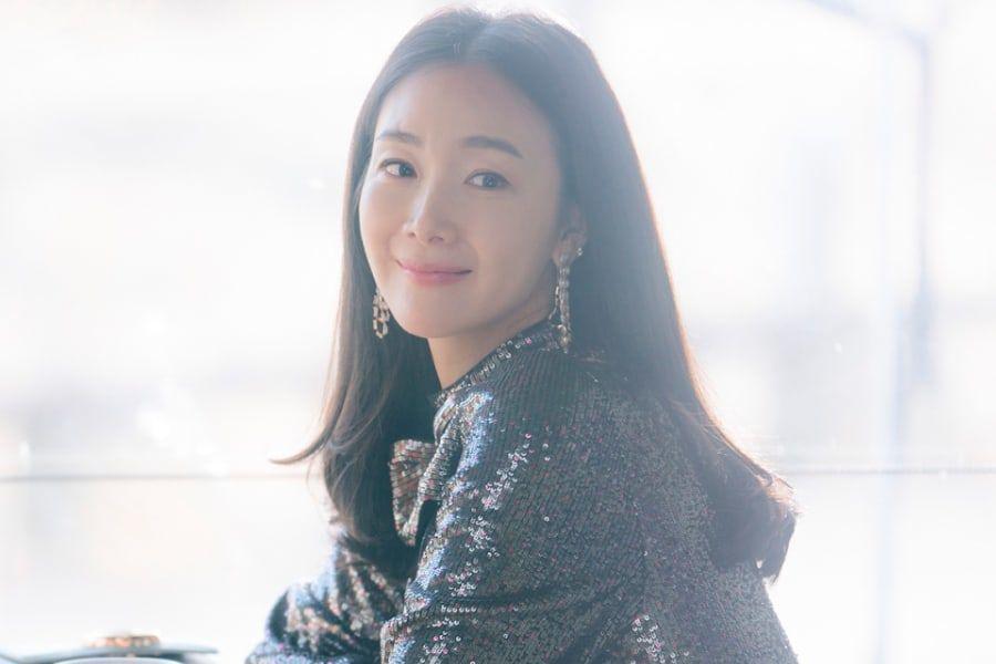 Актриса Чхве Джи У написала письмо фанатам