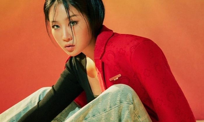 Сою продемонстрировала образ гёрл-краш в фотосессии для Cosmopolitan Korea