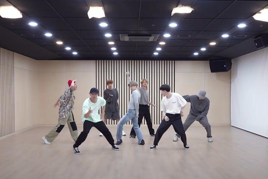 BTS представили видео с хореографией на песню "Dynamite"