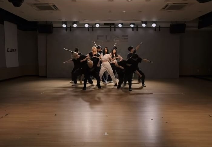 CLC представили танцевальную практику для "Helicopter"