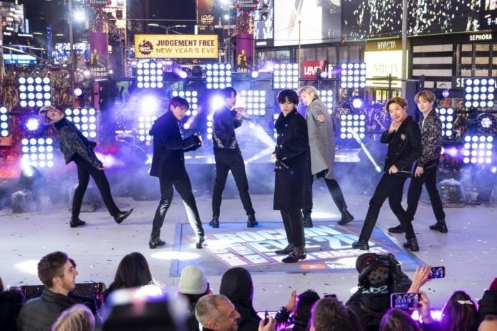 Корейские нетизены в шоке от масштабов концертов BTS по всему миру