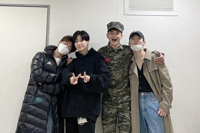 "SHINee’s Back" Ки поделился первым групповым фото, после увольнения Минхо из армии