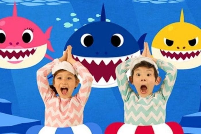 Корейская детская песенка "Baby Shark" стала самым просматриваемым видео на YouTube, обойдя "Despacito"