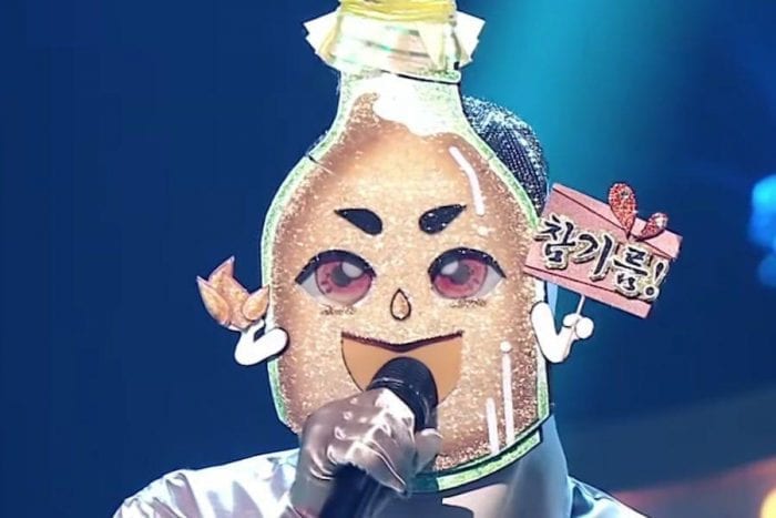 Участник мужской группы поразил своим вокалом на шоу The King Of Mask Singer
