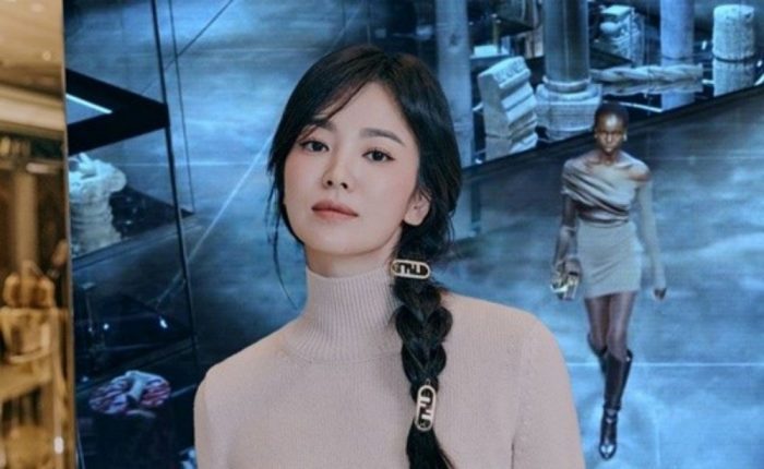 Сон Хе Гё очаровывает своей красотой на фотографиях для модного дома Fendi