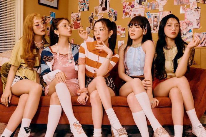 Red Velvet возглавили мировые чарты iTunes с новым альбомом "Queendom"