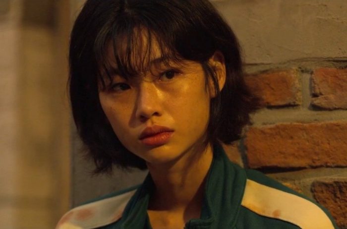 Актриса "Игра в кальмара" Чон Хо Ён привлекает внимание своим сходством с Ники из ENHYPEN