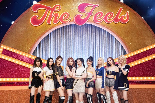 TWICE побили личный рекорд с "The Feels", заняв 1 место в чарте iTunes в 31 стране