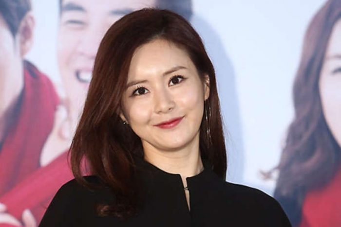 Актриса Чхве Чжон Юн разводится с Юн Тэ Джуном