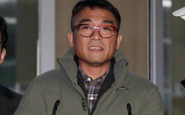 Певец-ветеран Ким Гон Мо оправдан по обвинению в сексуальном насилии