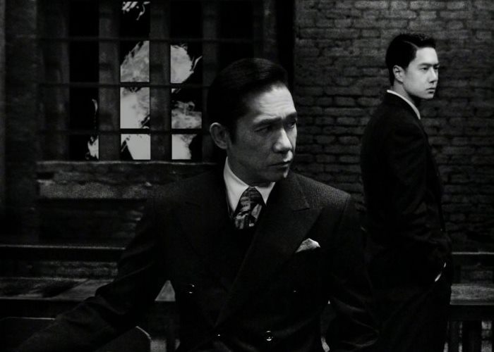 Тони Люн и Ван Ибо на первом постере шпионского фильма "Без имени"