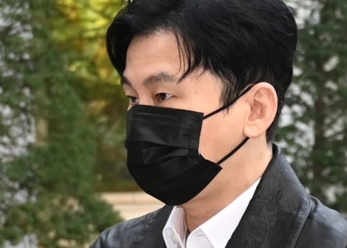 Ян Хён Сок отрицает в суде обвинения в попытке скрыть скандал B.I с наркотиками