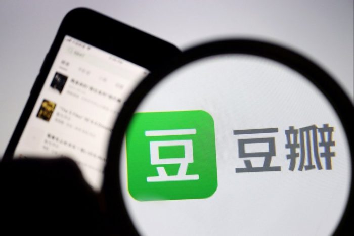 Китайские власти закрывают приложение Douban