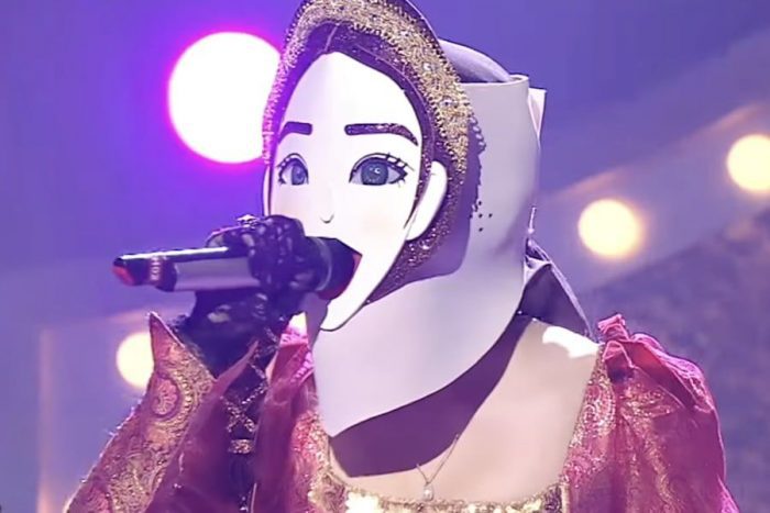 Лидер недавно дебютировавшей женской группы продемонстрировала свой талант на шоу «The King Of Mask Singer»