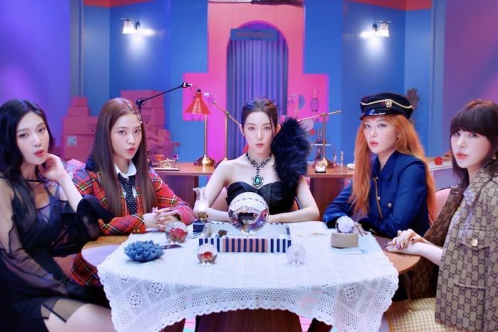 Песня Red Velvet "Queendom" стала десятым видеоклипом группы, набравшим 100 миллионов просмотров