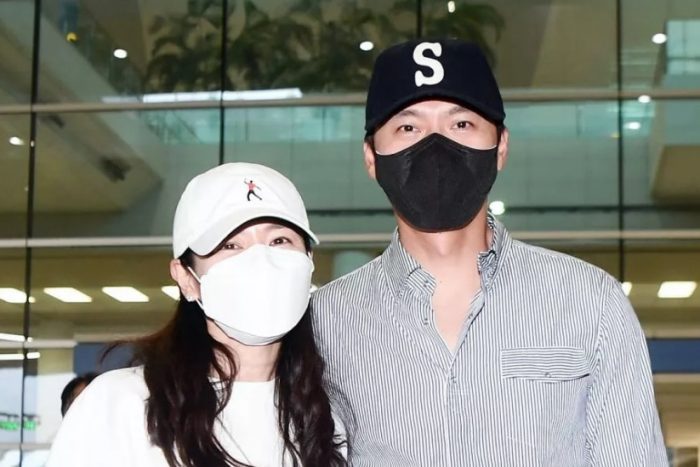 Сон Е Джин и Хён Бин вернулись в Корею после медового месяца