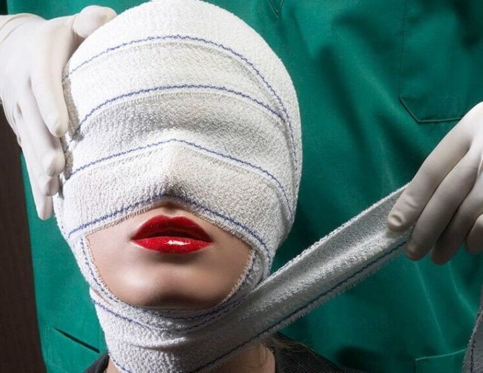 Когда не нужно ложиться под скальпель хирурга: 5 китайских звезд, внешность которых ухудшила пластическая операция