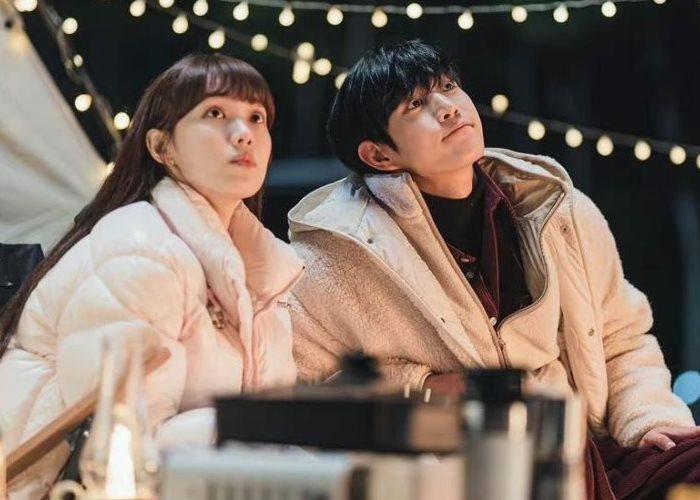 Ли Сон Гён и Ким Ён Дэ отправились в романтический кемпинг в дораме «Падающая звезда»