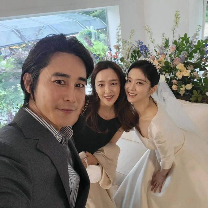 Агентство актрисы Чан На Ра поделилось фотографиями с её свадебной церемонии