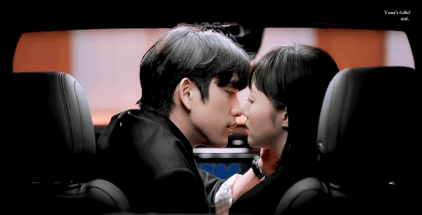 Сцена поцелуя Ким Го Ын и Джинёна из GOT7 свела фанатов с ума