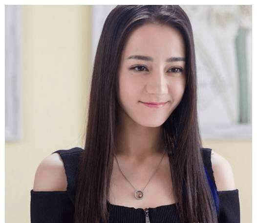 Гулиначжа победила в опросе «Самая желанная в качестве невесты китайская актриса»