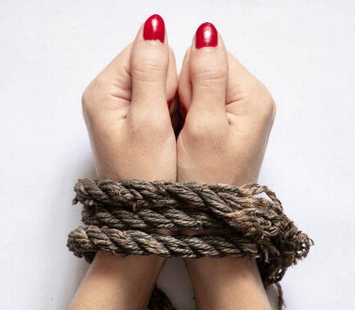В Китае блогер ради заработка заявила, что стала жертвой работорговли
