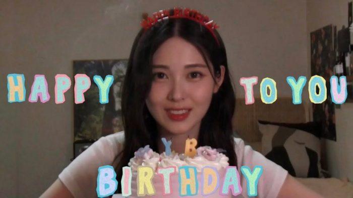 Ебин из DIA отпраздновала свой день рождения кавером на песню Джой из Red Velvet «Happy Birthday To You».