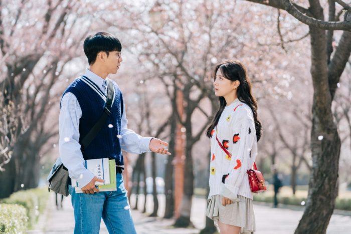 Ли Сын Ги и Ли Се Ён в новой романтической дораме «Любовь по закону»