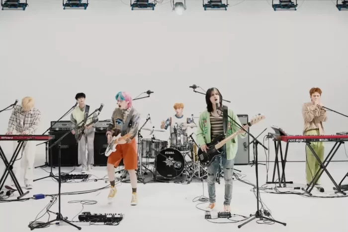 JYP Band Xdinary Heroes делится душевным кавером на песню DAY6 "Zombie"