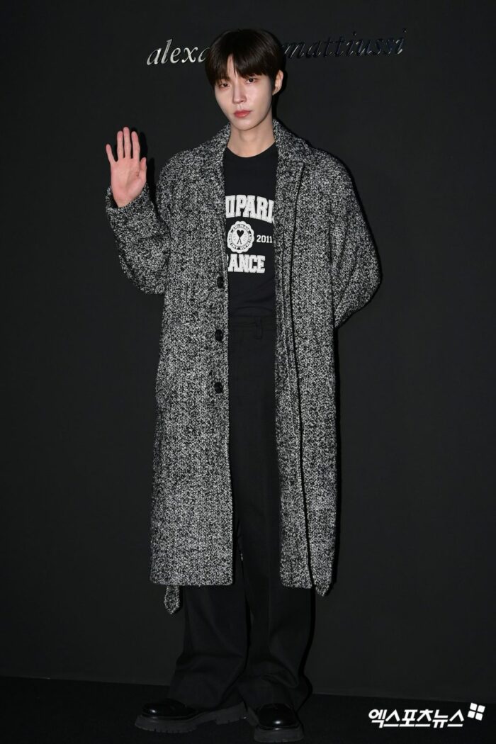 Звезды на Неделе моды в Сеуле + 8 образов корейских дизайнеров, которые подойдут K-Pop айдолам