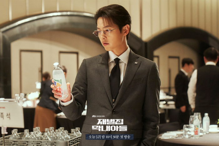 Сон Джун Ки сталкивается с опасной ситуацией в дораме «Младший сын семьи чеболей»