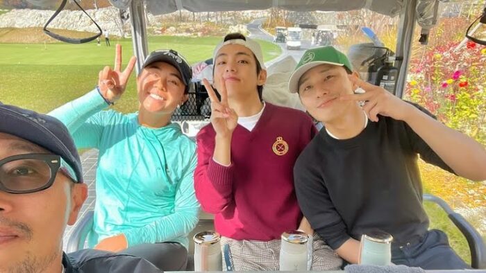 Ви из BTS сыграл в гольф вместе с Пак Со Джуном и фанаты заметили милую вещь, связанную с Ёнтаном 