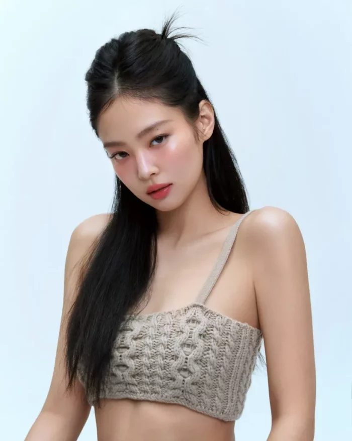 Дженни из BLACKPINK поражает своей красотой в новом выпуске Elle Korea 
