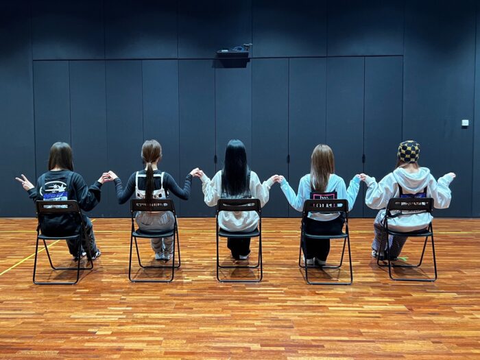 KBS Song Festival намекнули на эпичную коллаборацию участниц NewJeans, LE SSERAFIM, NMIXX и IVE