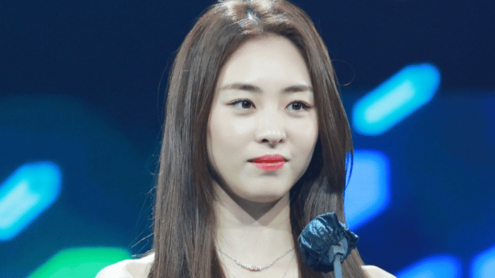 Ли Ён Хи не сможет присутствовать на премии “Seoul Music Awards” из-за подтвержденного COVID-19
