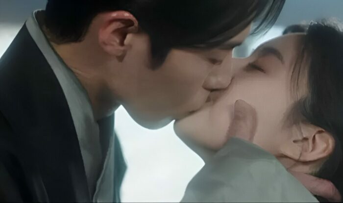 Зрители без ума от страстного поцелуя Ли Джэ Ука и Го Юн Джон