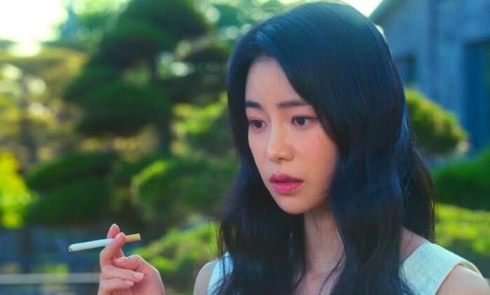 Лим Джи Ён научилась курить для роли в дораме "Слава"