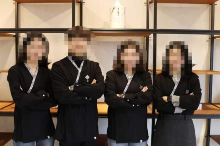Униформа сотрудников культурного центра Чонджу вызвала споры из-за дизайна в «японском стиле»