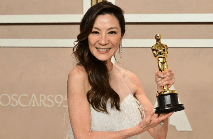 Мишель Йео стала первой азиаткой, получившей "Оскар" в категории "Лучшая женская роль"