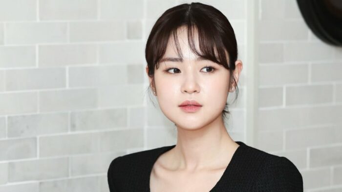 Актриса дорамы «Мир женатой пары» Шим Ын У рассказывает о том, что её называют следующей Пак Ён Джин.