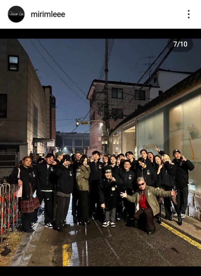 Участники BIGBANG, BTS, LE SSERAFIM и другие звезды собрались на мероприятии в честь коллаборации PEACEMINUSONE и Nike