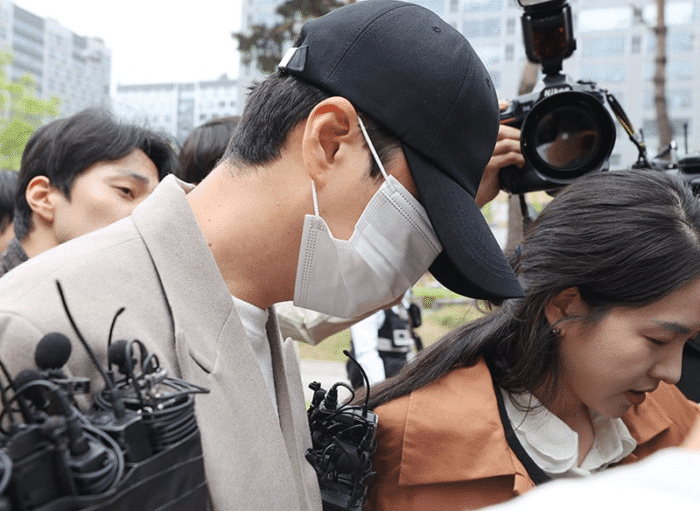 Суд вынес Хесону из Shinhwa приговор за угон автомобиля и отказ от прохождения освидетельствования