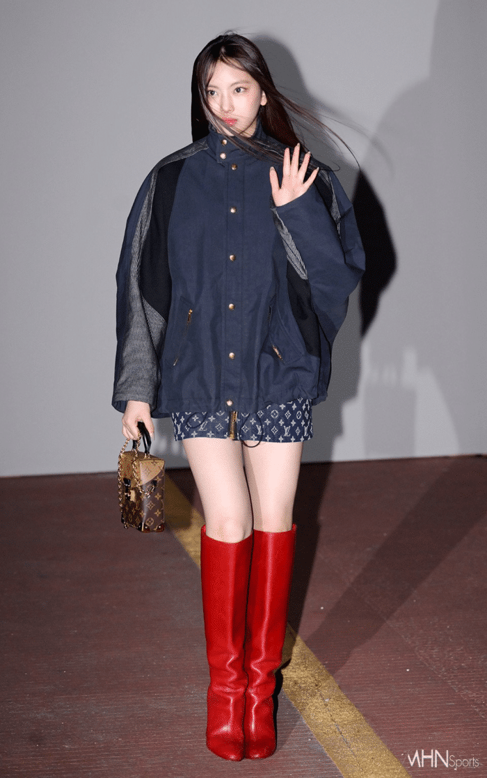 Хэин из NewJeans на показе Louis Vuitton 2023 в Сеуле