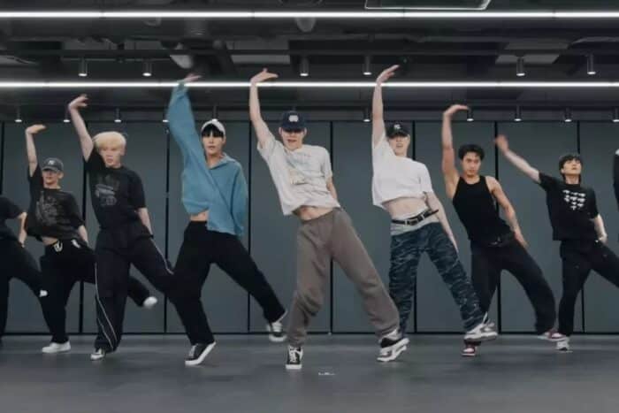 NCT DOJAEJUNG демонстрируют свои уверенные движения в танцевальной практике «Perfume»
