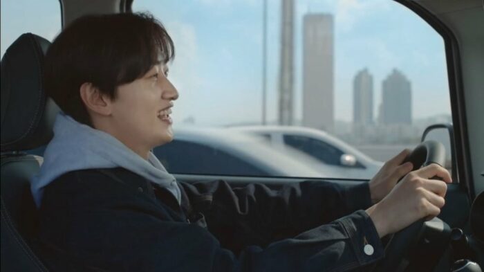 Автомобиль, который водит Ынхёк из Super Junior в повседневной жизни, может вас удивить