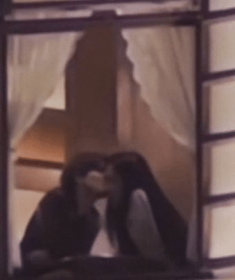 В сети появились новые фото с "парижского свидания" Ви из BTS и Дженни из BLACKPINK?