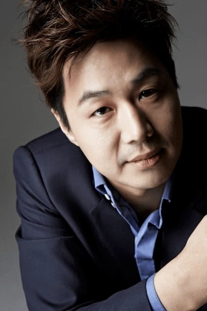 Генеральный директор Woollim Entertainment Ли Чон Ёп рассказал, что подарил лидеру группы Сонгю права на торговую марку INFINITE