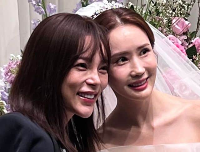 Фото звёздных гостей на свадьбе Se7en и Ли Да Хэ 