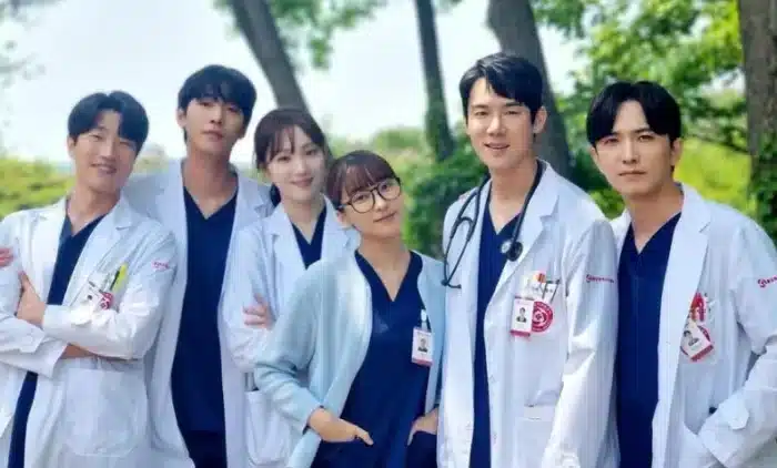 Будет ли четвёртый сезон дорамы «Учитель Ким, доктор-романтик»: актриса Со Джу Ён делится мнением
